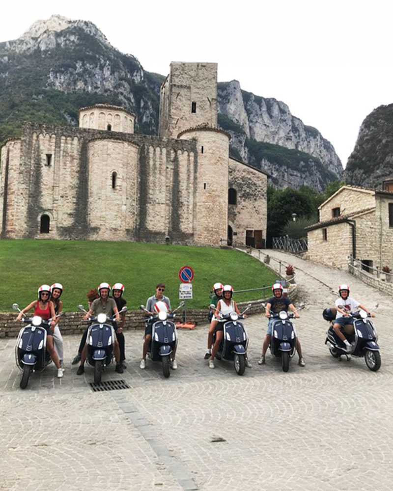 Vespa tour
